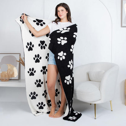 Dog Paw White & Black Blanket
